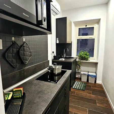 Διαμέρισμα Mica Aurea Trastevere *